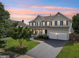 805 Valley Springs Dr, Purcellville, VA