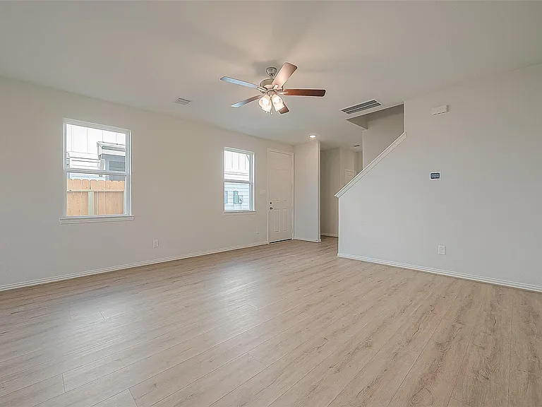 27966 Western Creek Ct — Photo 12