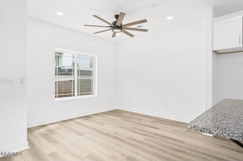 104 Eastside Dr — Photo 4