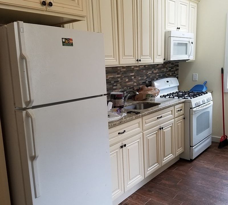 1st image of 310 Stockholm St #1R