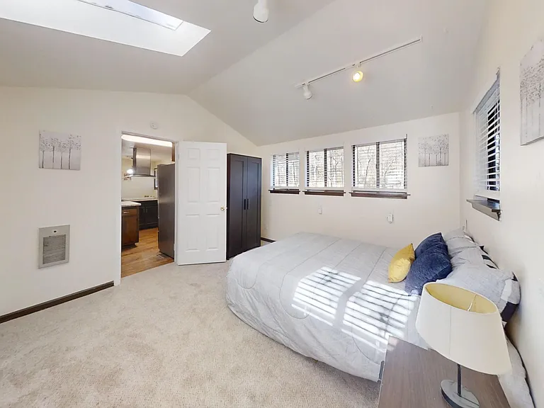 Flat Shoals Rd — Photo 2