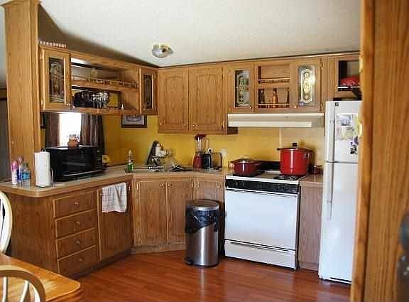 3rd image of 9728 E 33rd Ln
