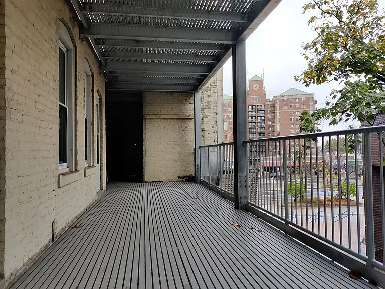 10 Barrows St #2 — Photo 15