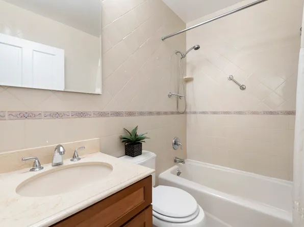 61 West 62nd Street image 6 of 7