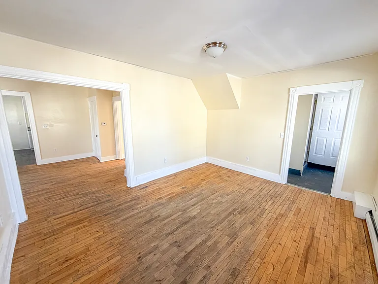 160 Brackett St — Photo 23