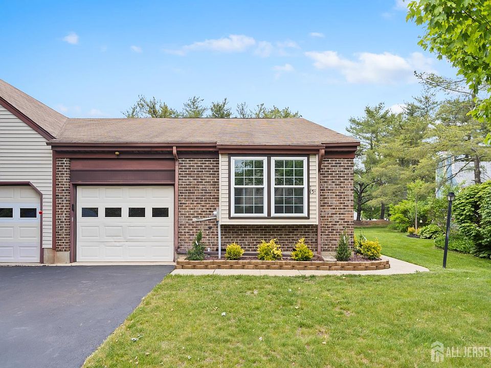 1st image of 145 Concordia Cir #A