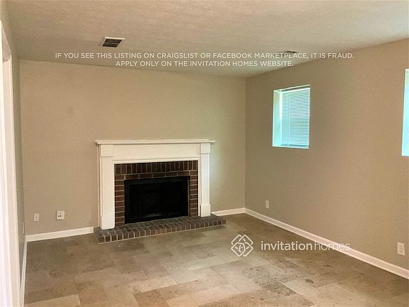 4th image of 84 Birch Rill Dr