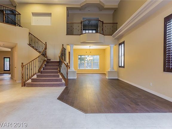 3rd image of 5927 Vizzi Ct