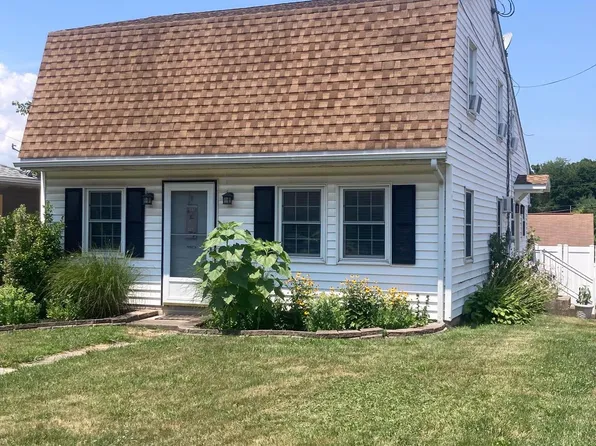 301 W Main St, Elizabethville, PA 17023