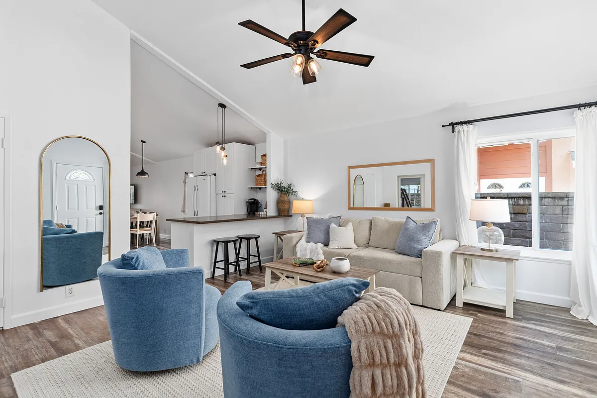 4 bed, 1472 sqft, $8,000 — Photo 1