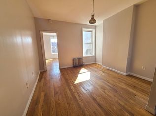 284 Macdougal St #2R, Brooklyn, NY 11233