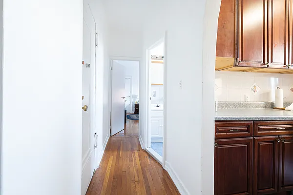 Sold by Brick&Mortar | media 7