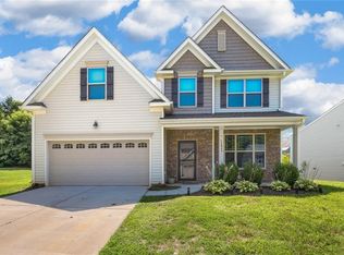 2849 Chari Park Ln, Walkertown, NC 27051