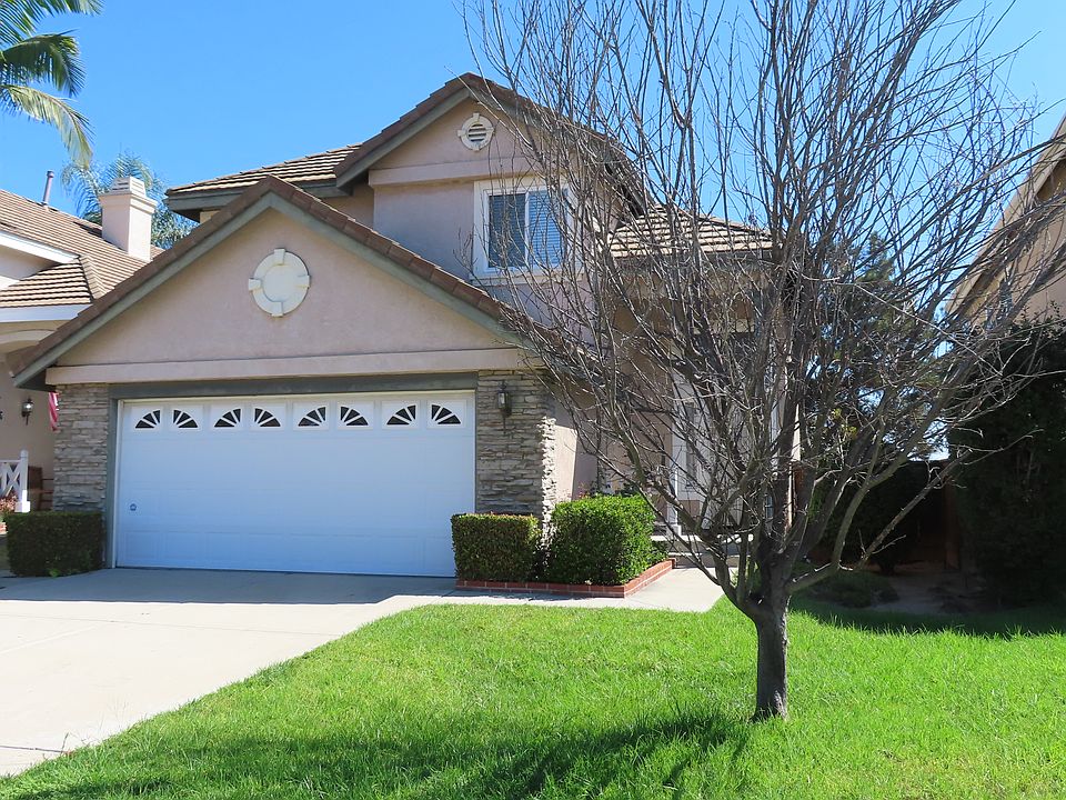 1st image of 730 Lupine Dr