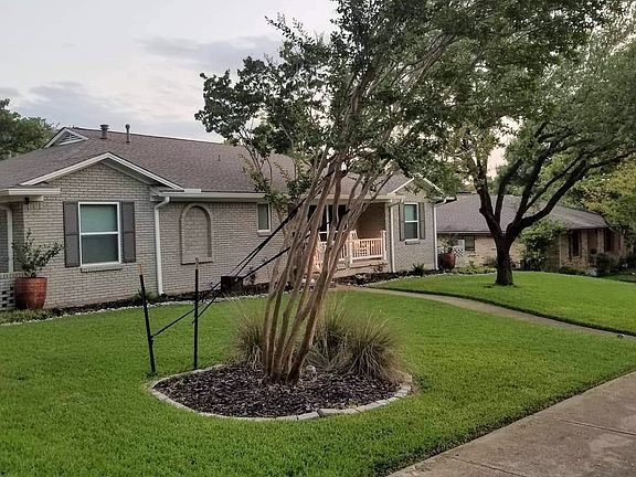 3rd image of 10832 Carissa Dr