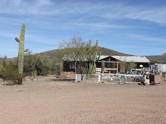 3rd image of 43625 N 22nd St