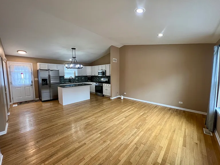2610 S Elmkirk Park — Photo 2