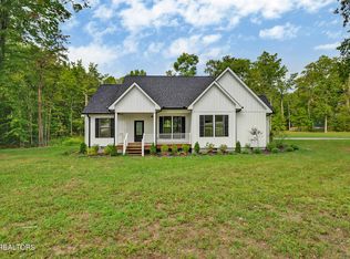 5317 Wilder Rd, Grimsley, TN 38565