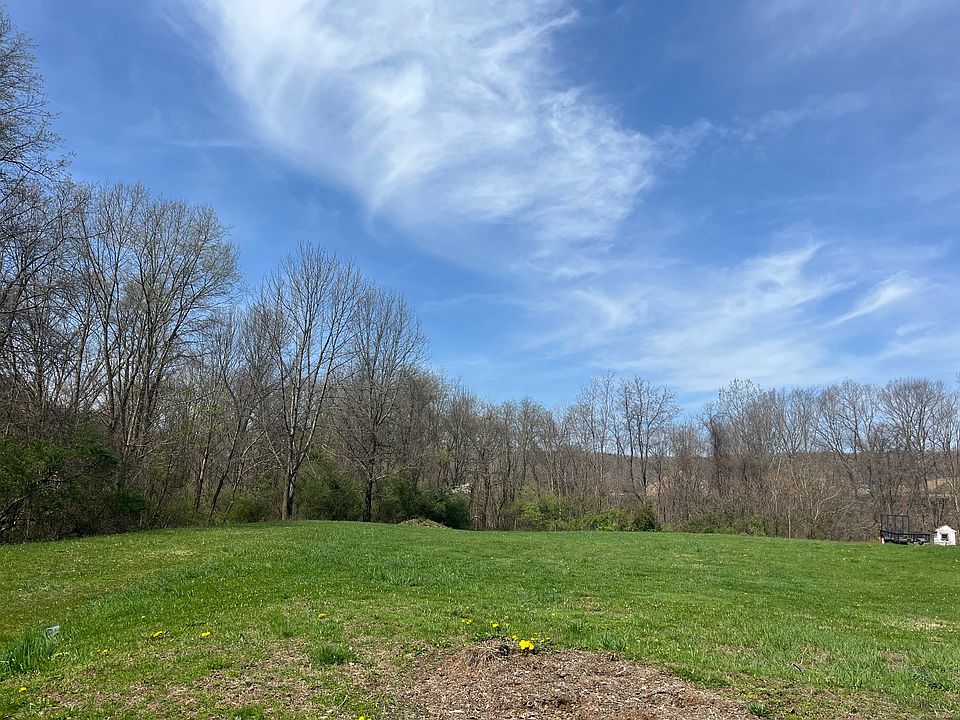1st image of 386 & 396 Gracey Avenue