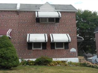 327 Laurel Rd, Sharon Hill, PA 19079