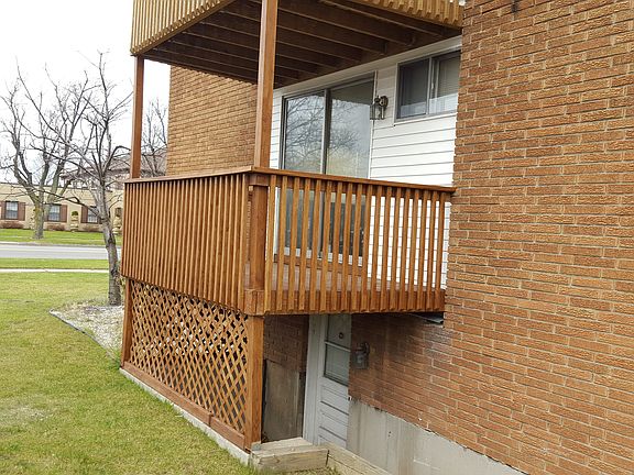 3rd image of 275 Grover Cleveland Hwy APT 1