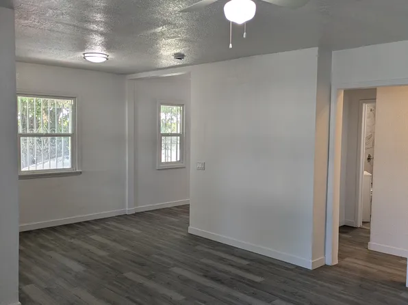 1513 E 106th St, Los Angeles, CA 90002