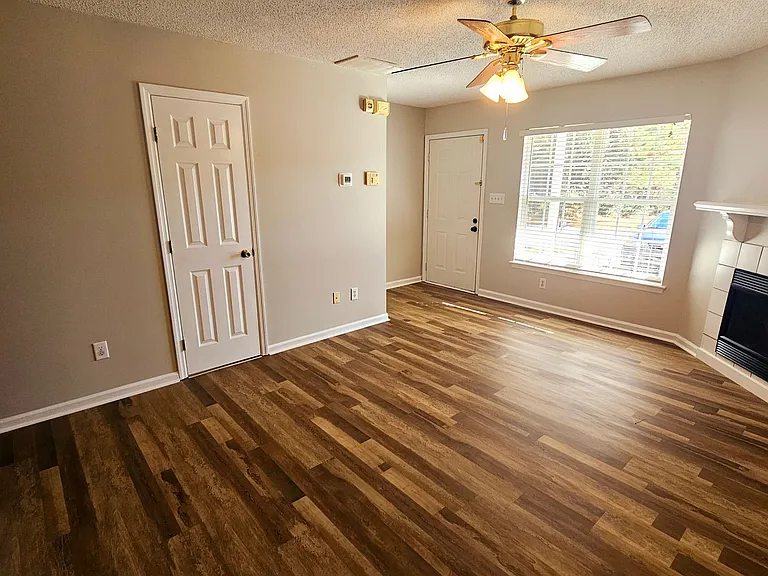 2125 Brandymill Ln — Photo 15