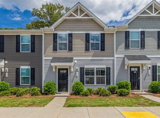 142 Fernside Ct, Greenville, SC 29617