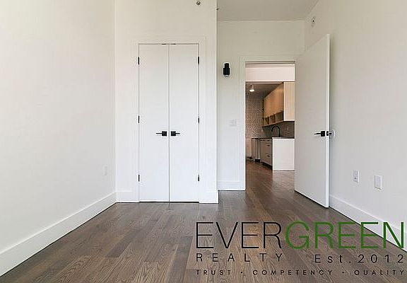 4th image of 319 19th St #B3