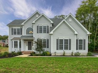 195 Mohawk Path, Holliston, MA 01746