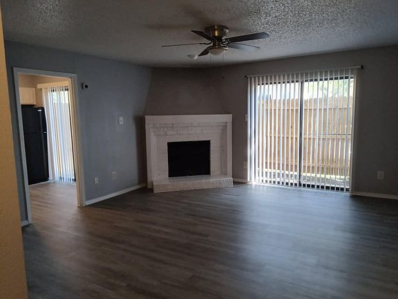 2nd image of 6501 Tomstock Dr #22C