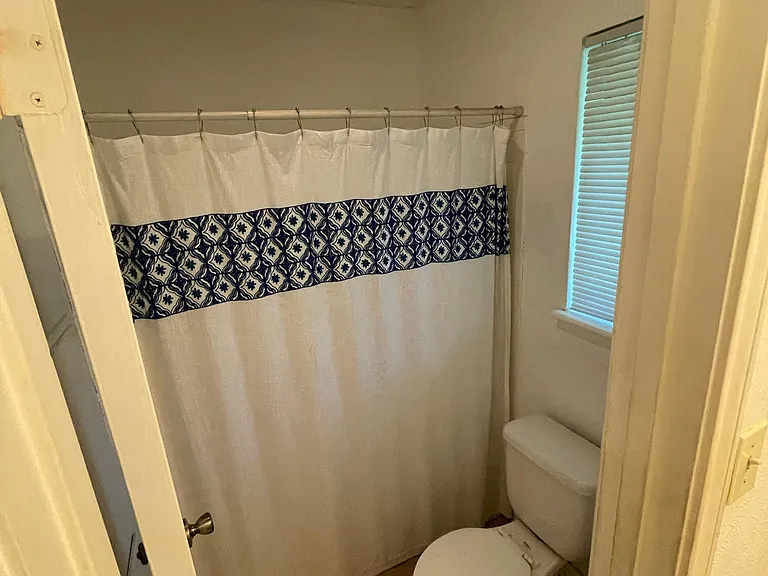 2512 Berwyn Cir — Photo 14