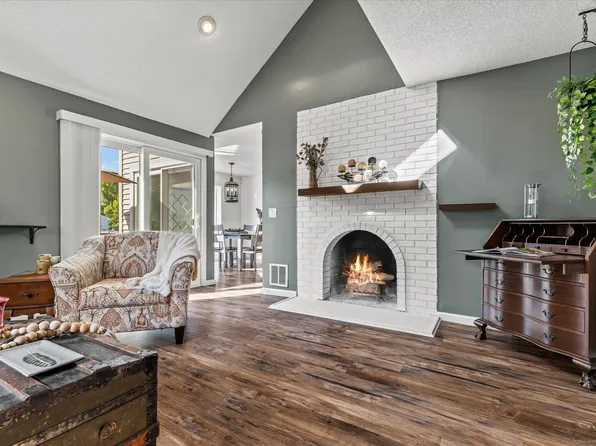 2 Spring Court #D, East Windsor, CT 06016