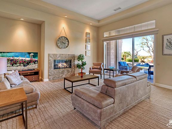3rd image of 81580 Tiburon Dr