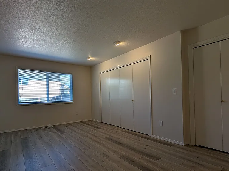 686 Oakdale Ave — Photo 12