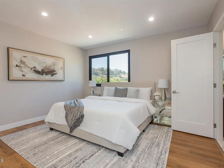 3682 Harriman Ave #2 — Photo 33