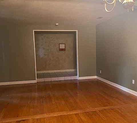 2nd image of 823 Green Brook Dr