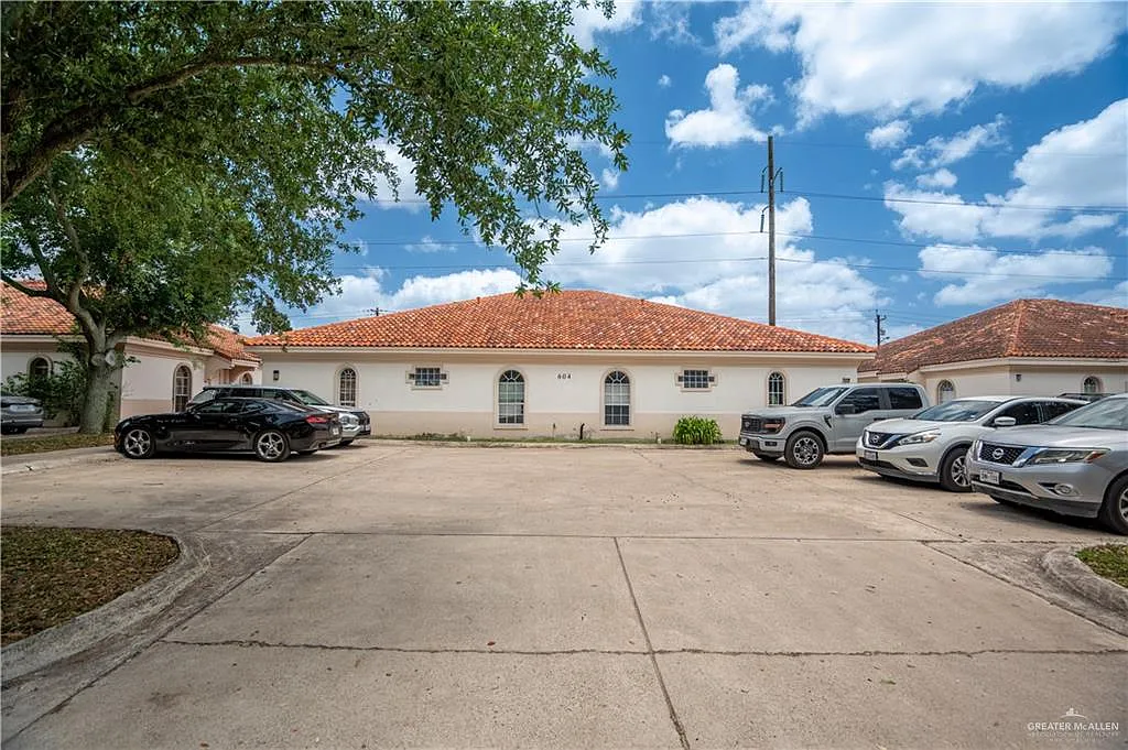 2 bed, 2.0 bath, 783 sqft, $700 — Photo 1