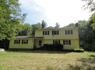 157 Bluff St, Salem, NH 03079