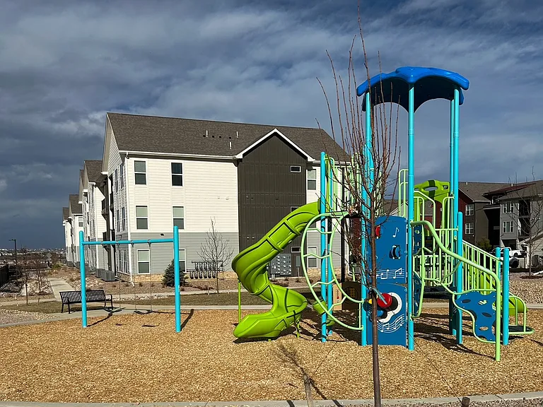 The Overlook Apartments — Photo 6
