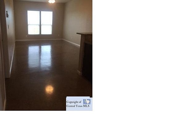 3rd image of 611 Orion Dr