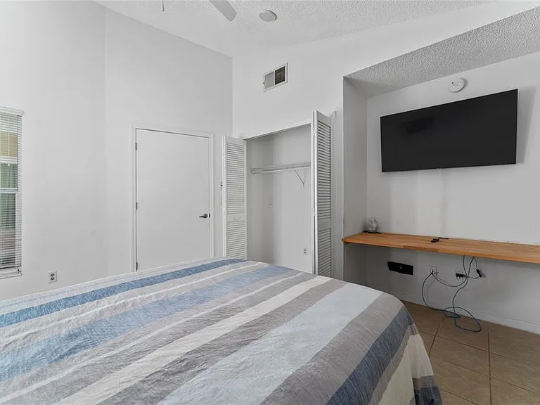 125 Allison Ave — Photo 16