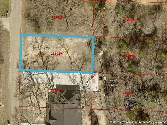 5th image of 122 Lakeview Dr