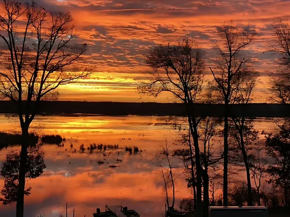 13 131st St, Saugatuck, MI 49453