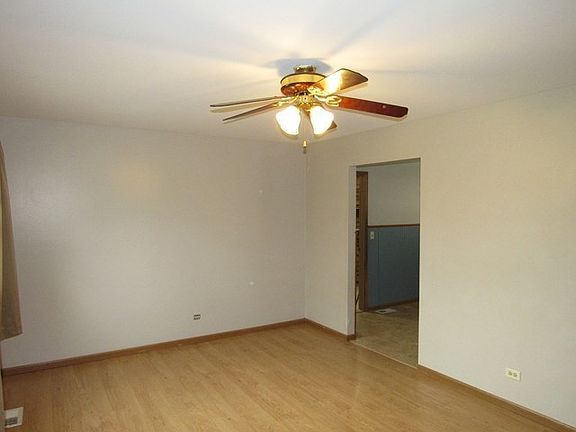 5th image of 109 Parker Ct