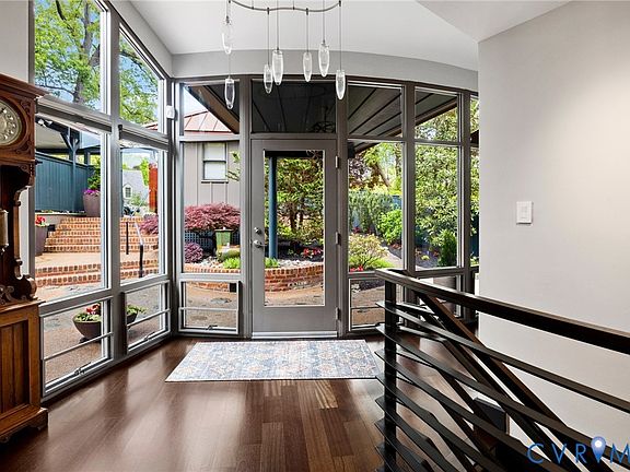 5th image of 4902 Riverside Dr