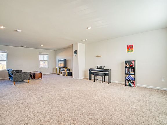 2nd image of 404 Maplestead Farms Ct