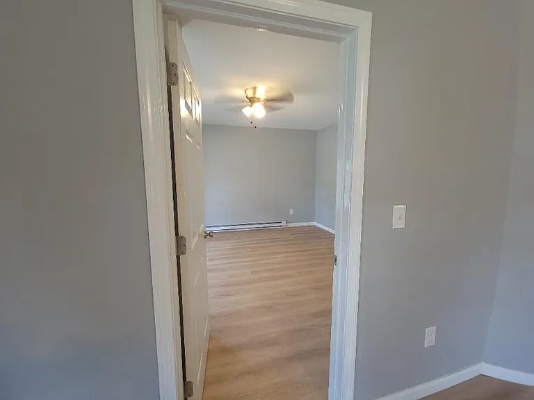 30 Beacon Ave — Photo 4