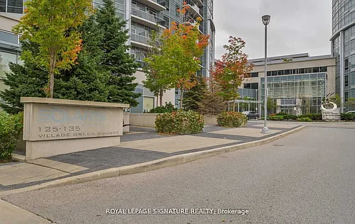 135 Village Green Sq #623 Photo 1