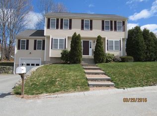 8 Robertson Dr, Hopedale, MA 01747